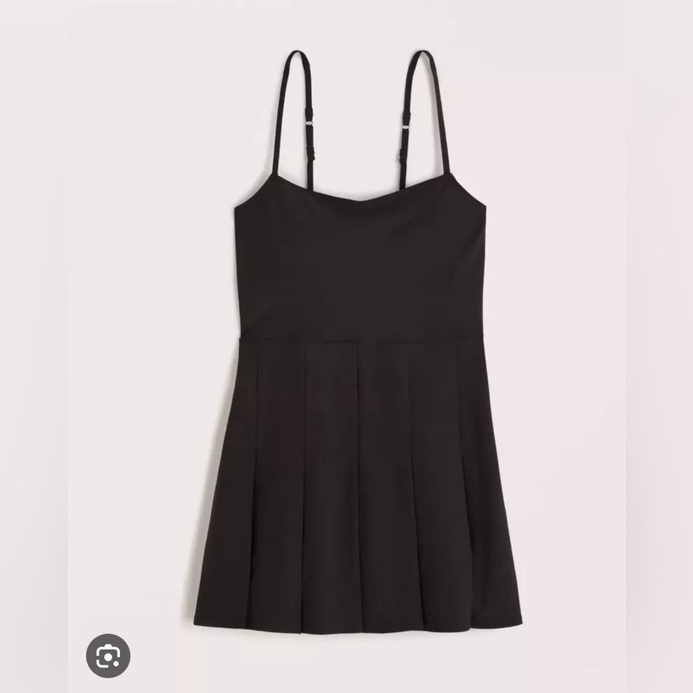 Abercrombie and Fitch pleated workout dress